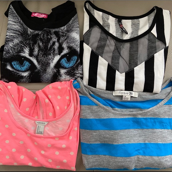 Bundle of 4 crop tops - Picture 16 of 16